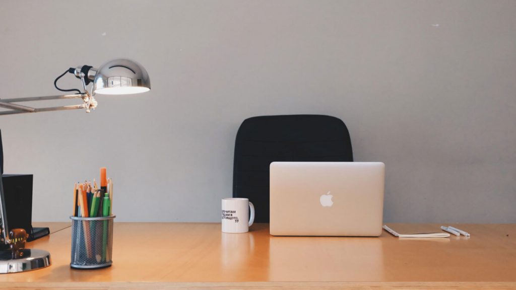 Die Vor- und Nachteile von Desk-Sharing für Unternehmen und Mitarbeiter