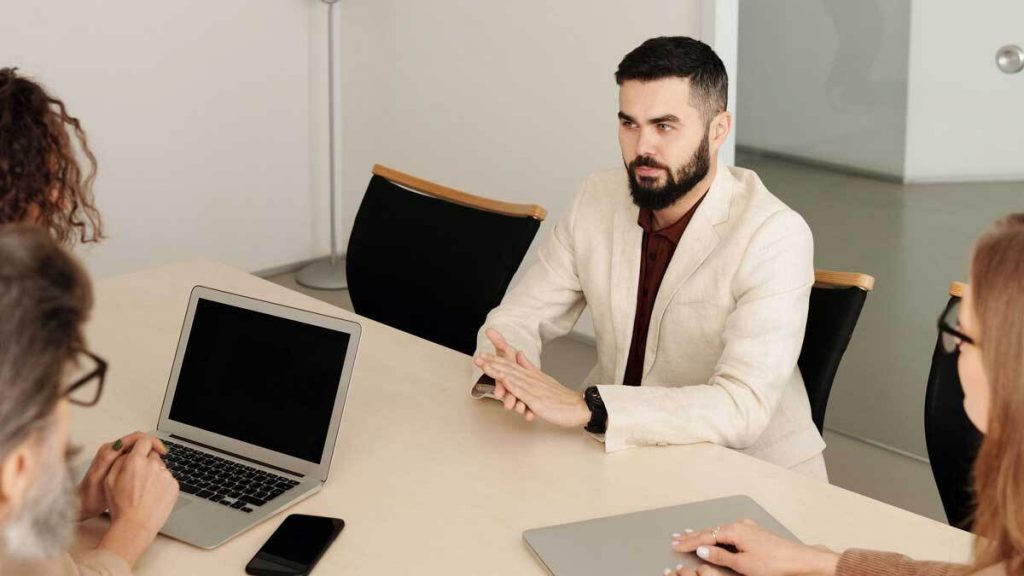 Erfolgreiches Headhunting: So gewinnst Du Top-Talente für dein Unternehmen